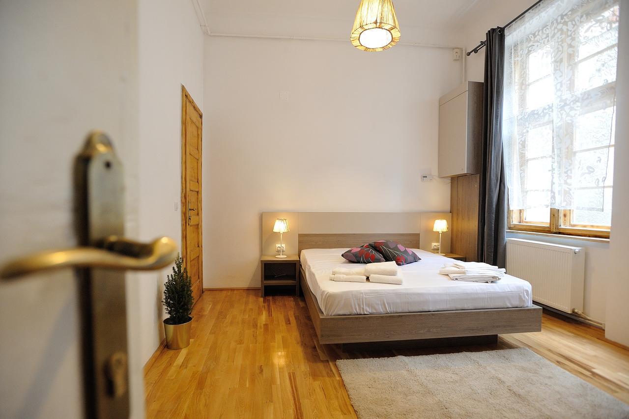 Dinicu Residence - Central Location Brasov Luaran gambar